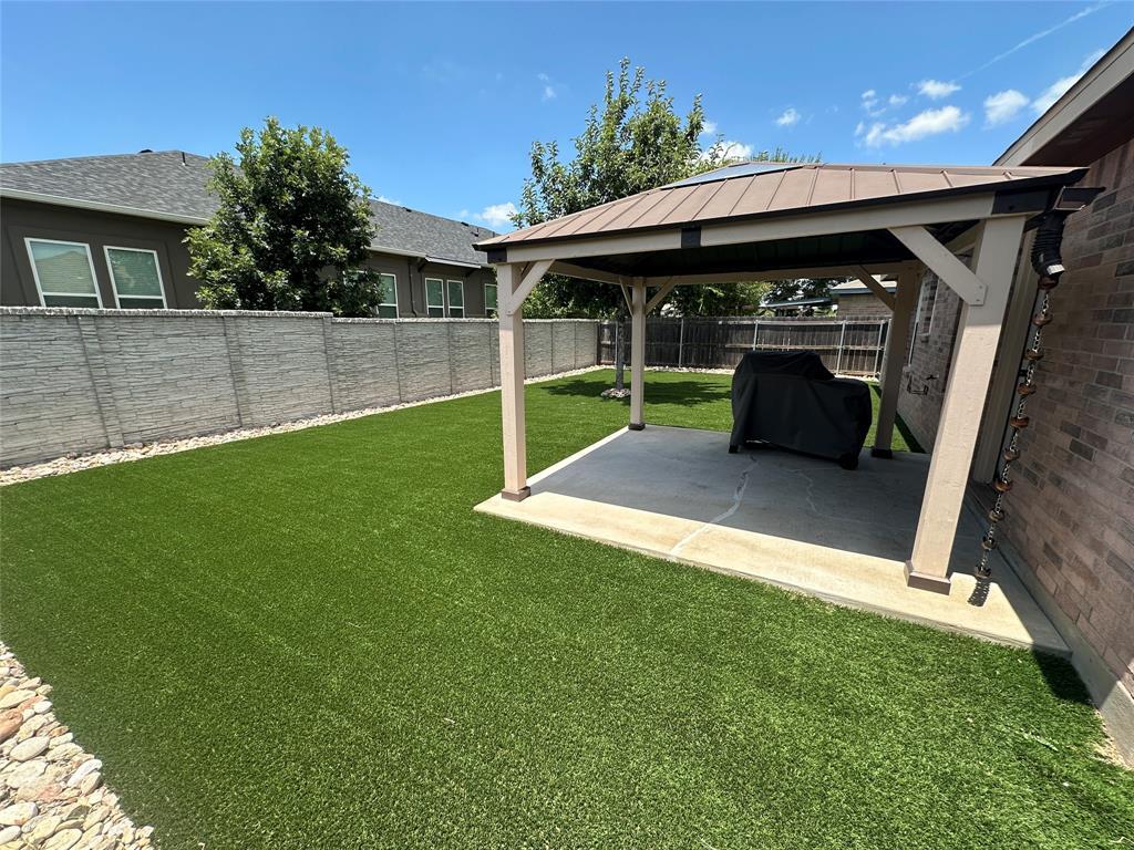 Building Photo - 705 Morgan Dr