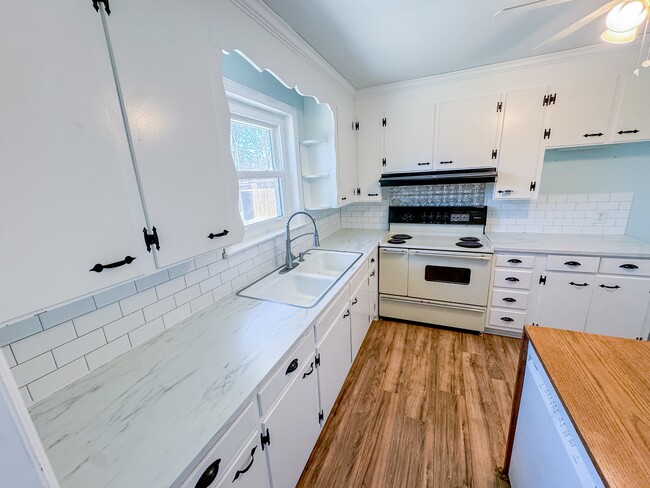 Photo - 13 Owens Rd House