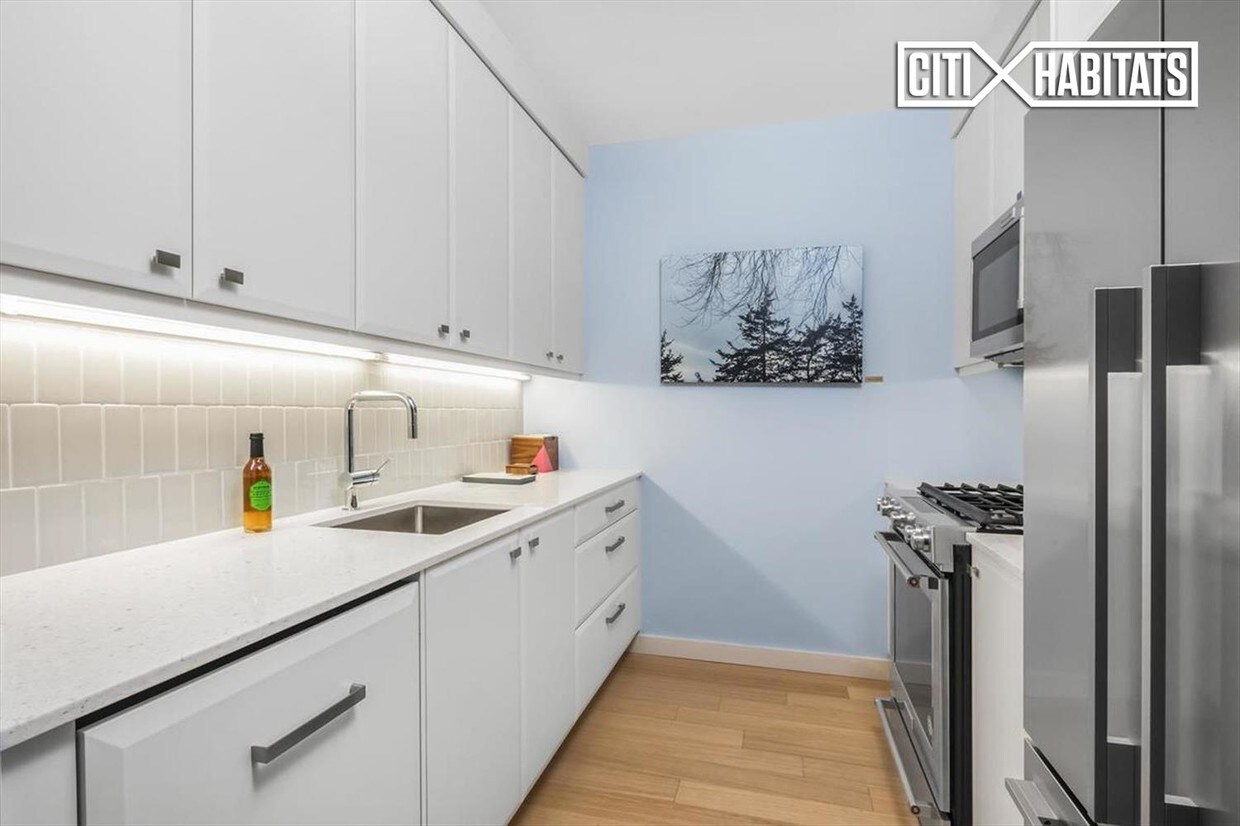 Foto principal - 153 Remsen St