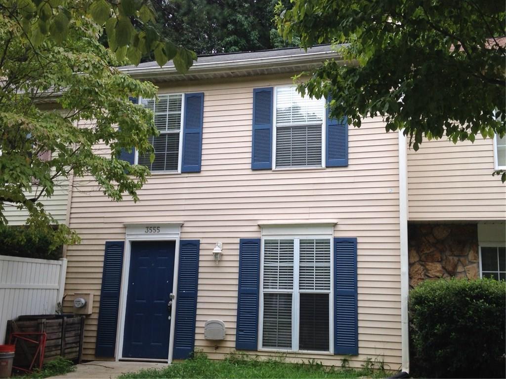 Foto principal - Remodeled Updated Townhome in Great Kennes...