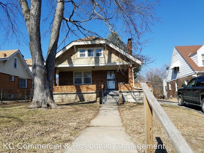 Building Photo - 1122 E 76th St