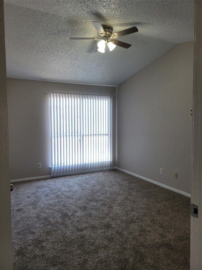 Foto del edificio - 12300-12300 Brookglade Cir