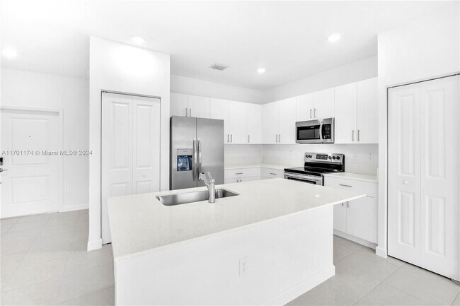 Foto del edificio - 12002 NW 47th Manor