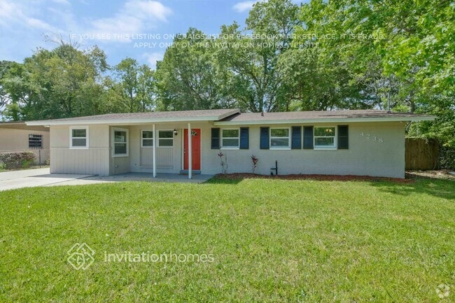 Building Photo - 4238 Sabine Dr