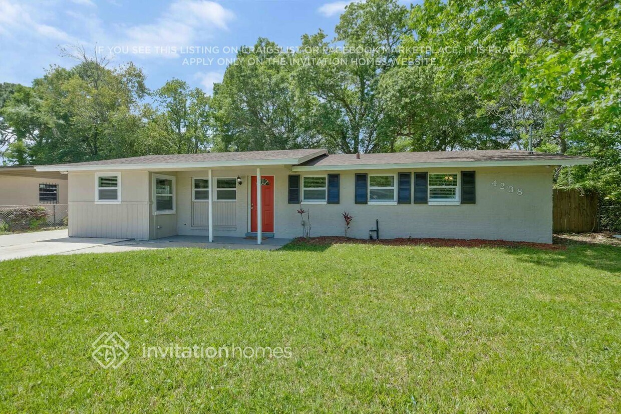 Primary Photo - 4238 Sabine Dr
