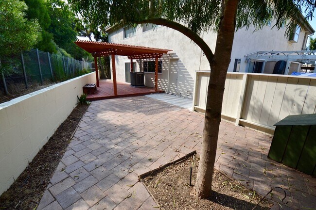 Building Photo - Coming Soon! 3 Bedroom Condo in Point Loma...