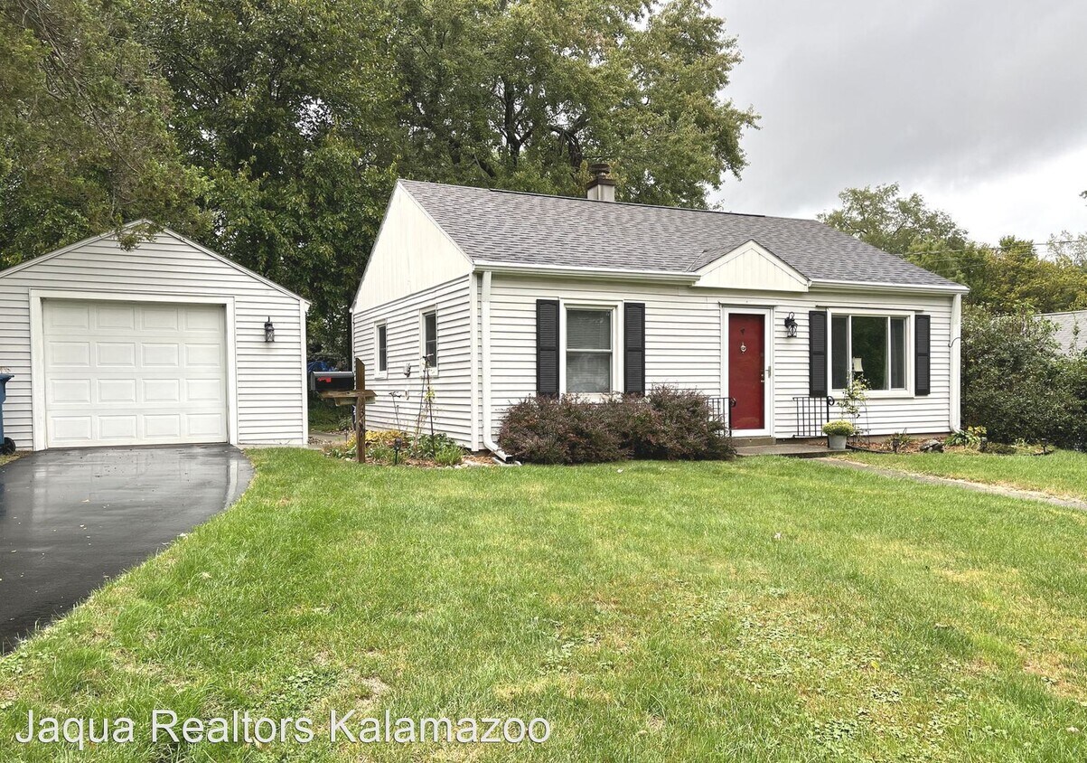 1317 N Fletcher Ave, Kalamazoo, MI 49006 House Rental in Kalamazoo
