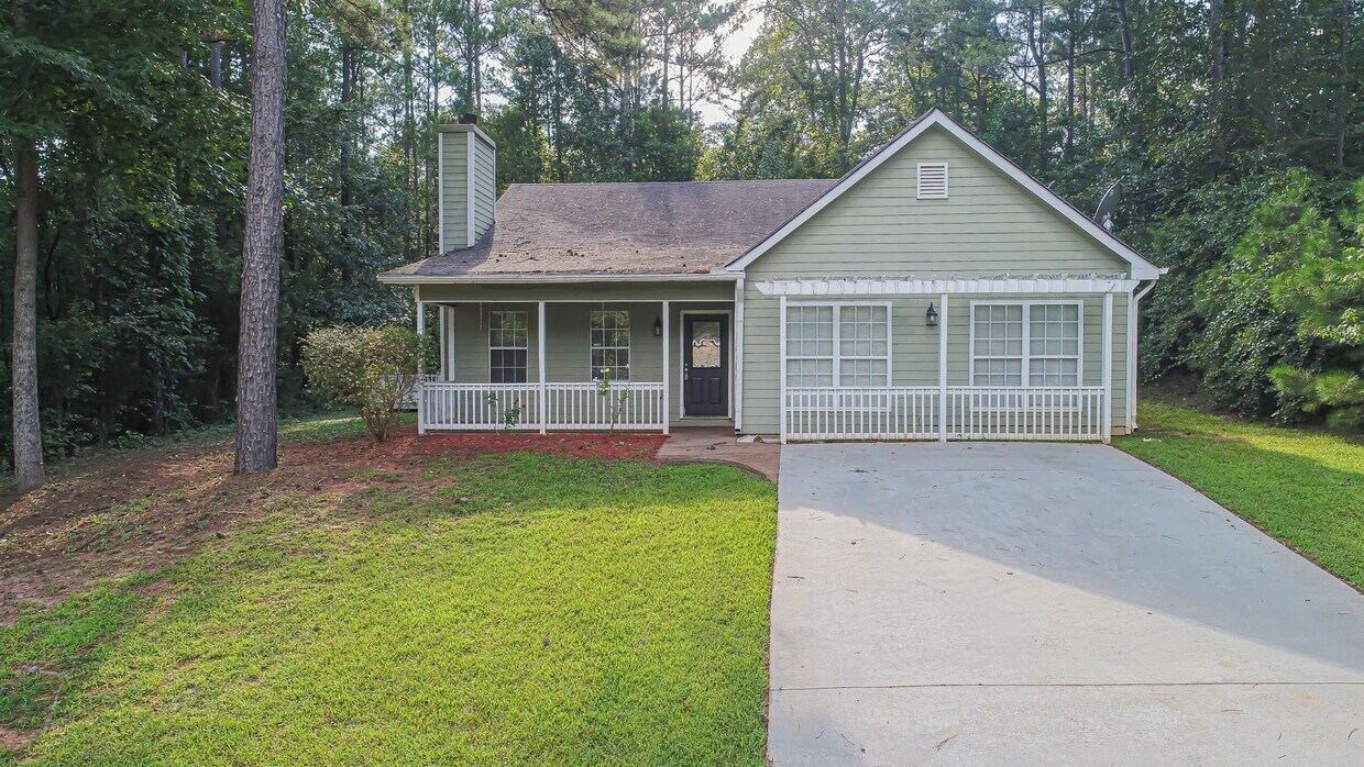 Primary Photo - Move-In Incentive: $250 Gift Card if You S...