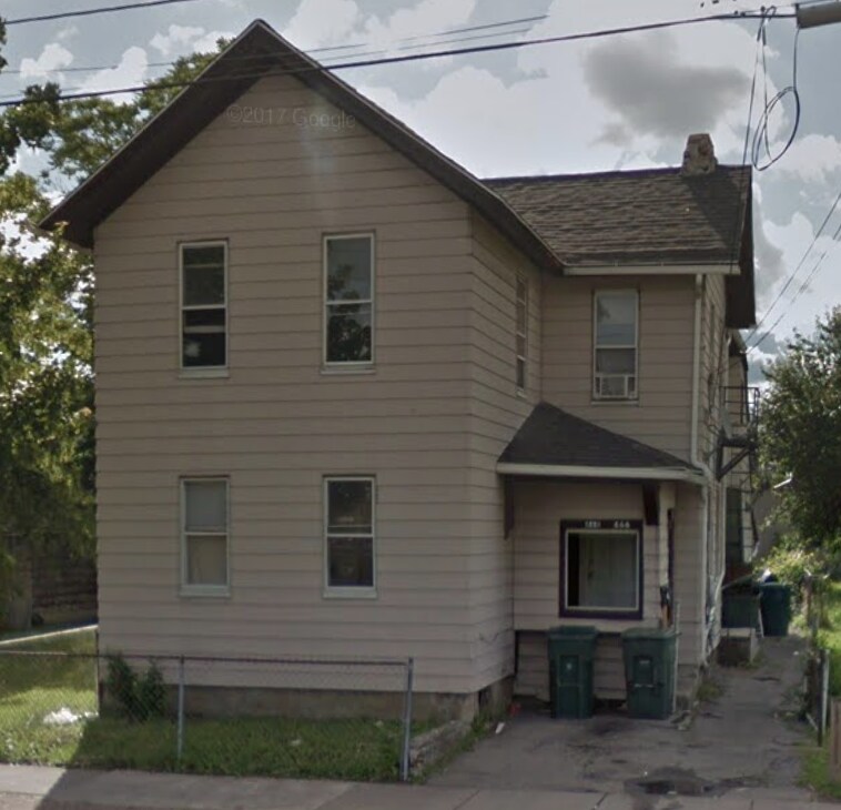 668 Scio St Unit 3 Up, Rochester, NY 14605 Apartment for Rent in