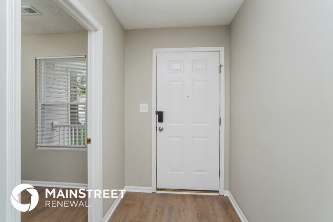 Foto del edificio - 6407 Hunters Creek Blvd