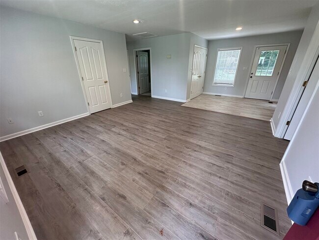 Foto del edificio - 580 E 6th St