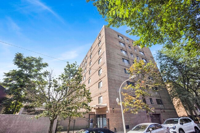 Building Photo - 607 W Wrightwood Ave