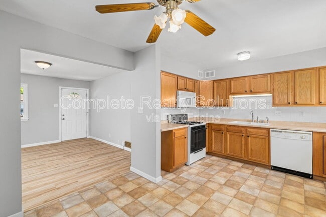 Photo - 10423 Balmoral Dr House