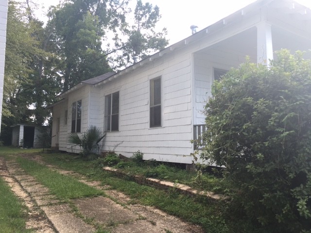 Building Photo - 614 Pearl River Ave