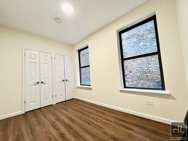 Building Photo - East 12th Street