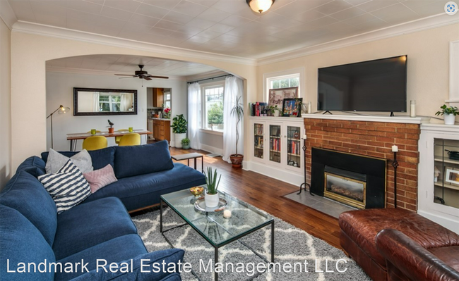 Foto del edificio - 2 br, 1.5 bath House - 2318 F Street
