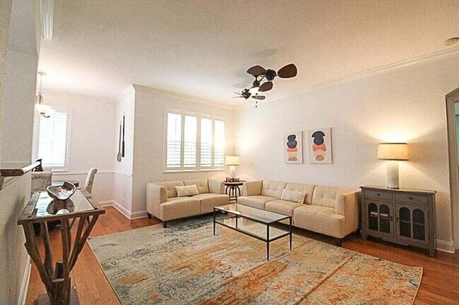 Foto del edificio - 11018 Legacy Dr