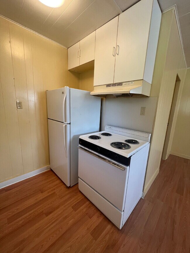 Foto del edificio - "Charming 1-Bedroom Retreat in Forsyth - Perfect for Cozy Living!"