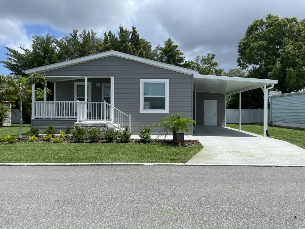 Primary Photo - 4300 E Bay Dr