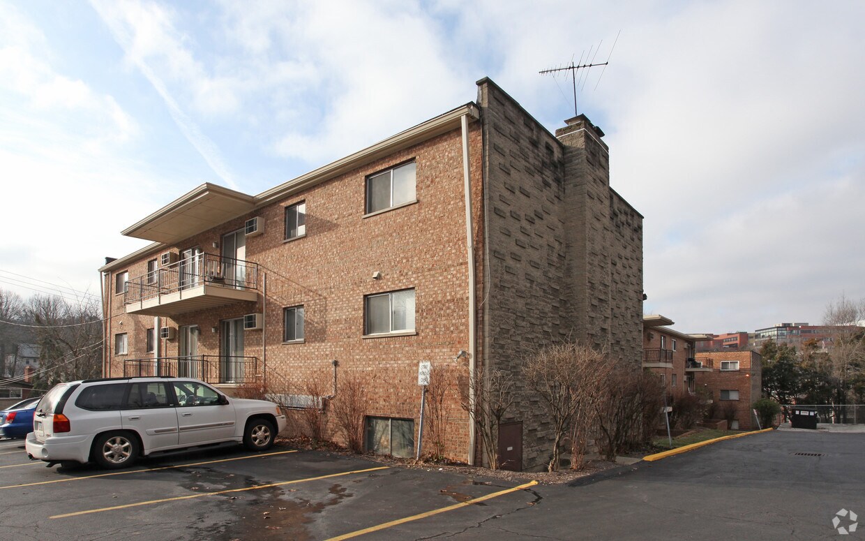 homes for rent in the village of indian hill ohio