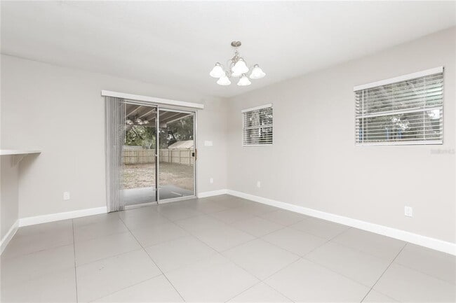 Building Photo - 178 E Alma Ave