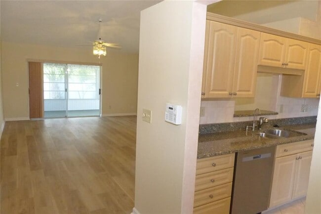 Foto del edificio - 1481 Cairn Ct