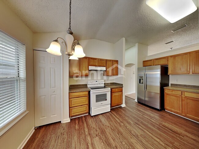 Foto del edificio - 6628 Morse Glen Ln