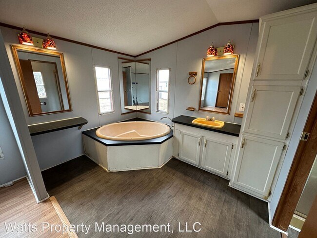 Foto del edificio - 3 br, 2 bath House - 118 Buckingham Lane