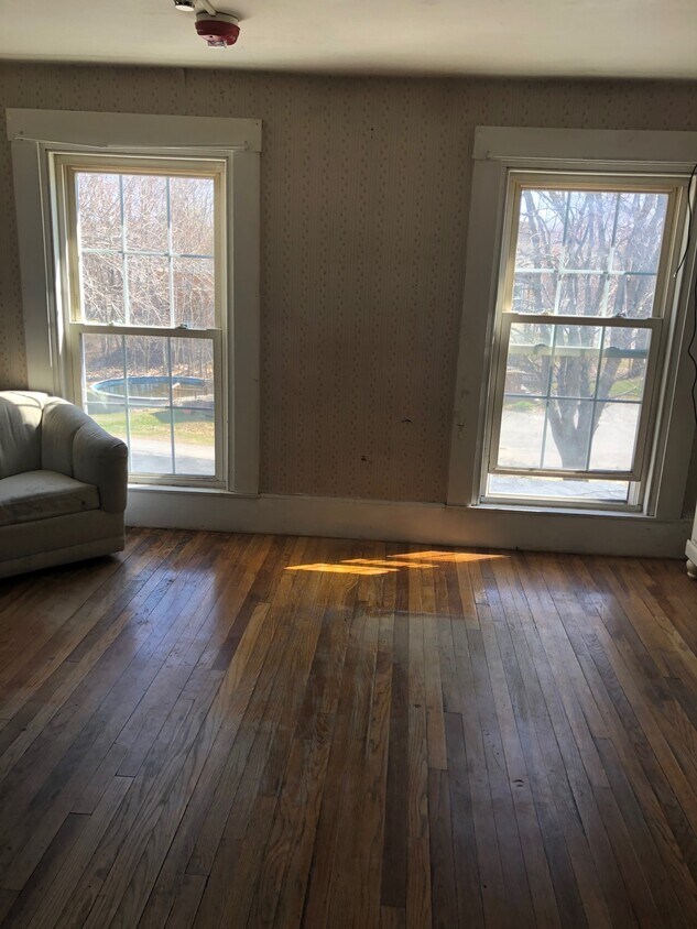 180 Main St Unit ROOM1A, Gorham, ME 04038 Room for Rent in Gorham, ME