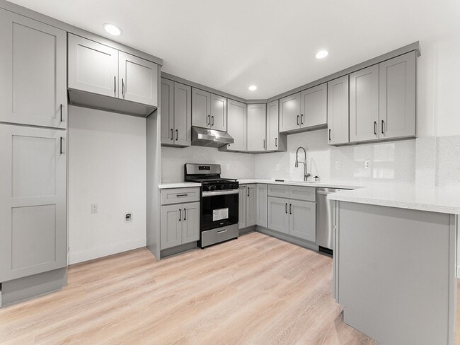 Foto del edificio - 308 S Laurel St