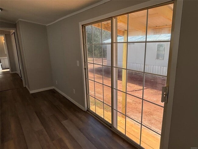 Building Photo - 1328 Gator Hl Dr