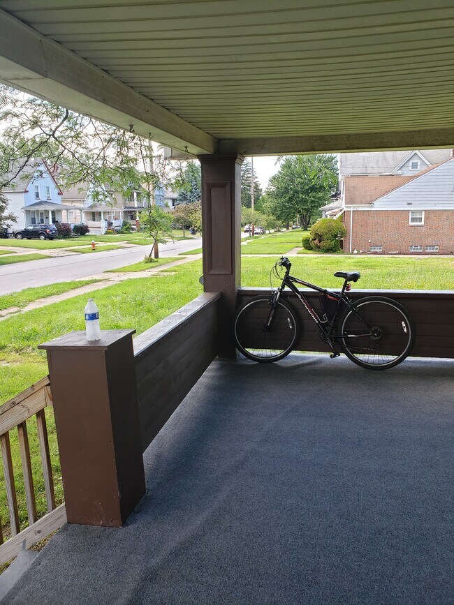 Foto del edificio - 7921 Laumer Ave