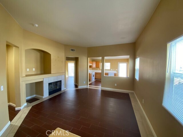 Foto del edificio - 15272 Sunny Point St