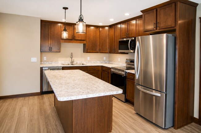 Foto del edificio - 3428 Riverview Dr