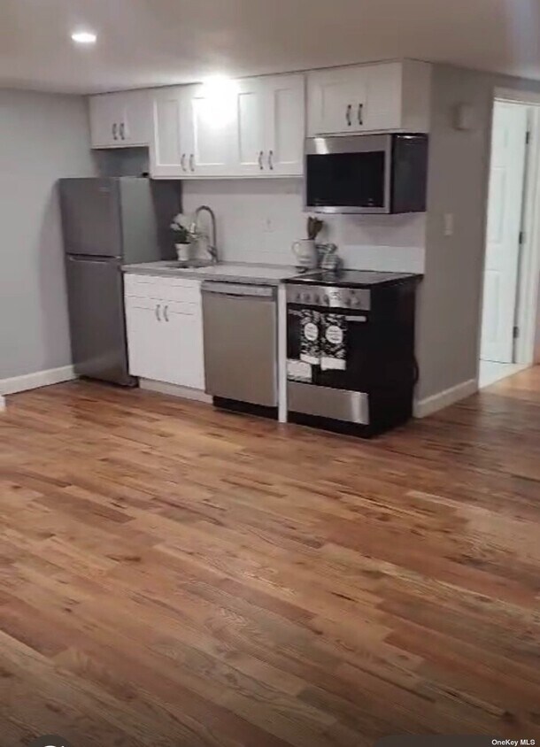 75 Woodbine St, Brooklyn, NY 11221 House Rental in Brooklyn, NY