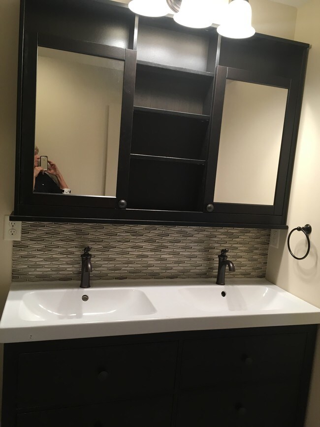 Bathroom double vanity - 1851 Broadway St