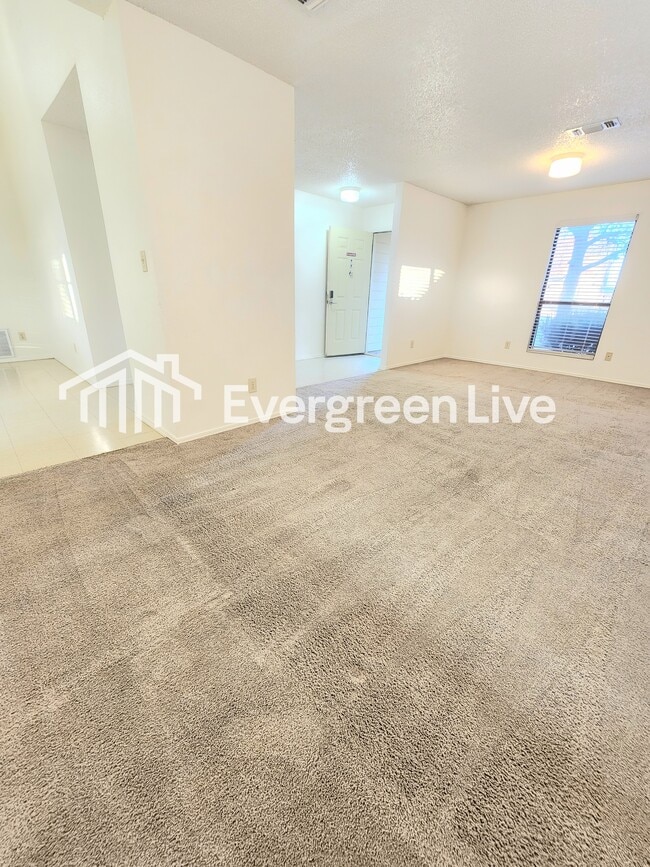 Building Photo - 1303 San Felipe Ct