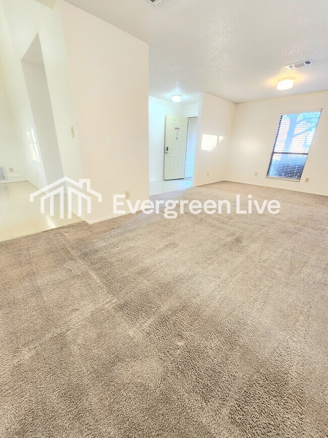 Foto del edificio - 1303 San Felipe Ct