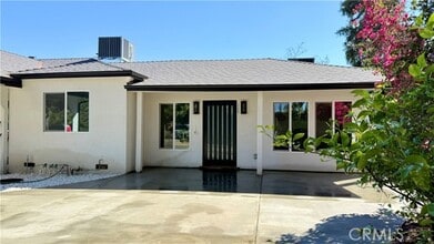 Building Photo - 17438 1/2-17432 Horace St