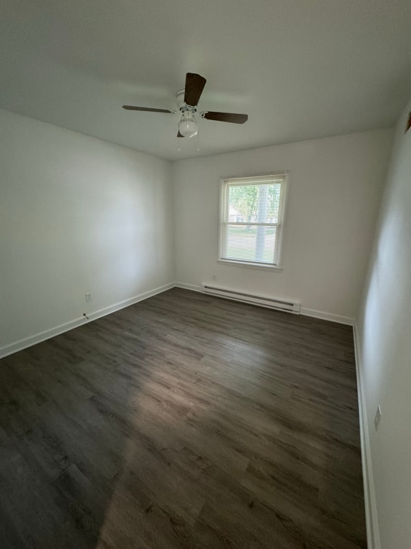 Building Photo - 717 W Oakley Ave