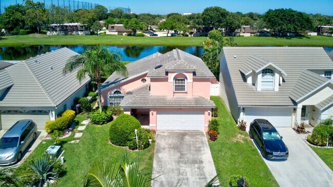 Building Photo - 4355 Leicester Ct