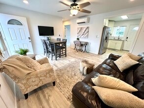 Building Photo - 451 Lanae Way