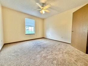Interior Photo - Briarwood II