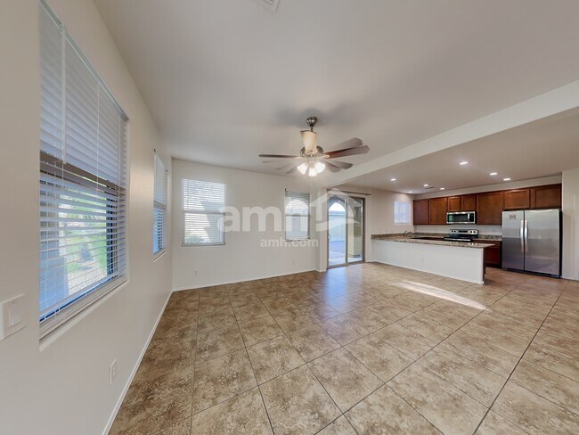 Foto del edificio - 2865 S Hansen Dr