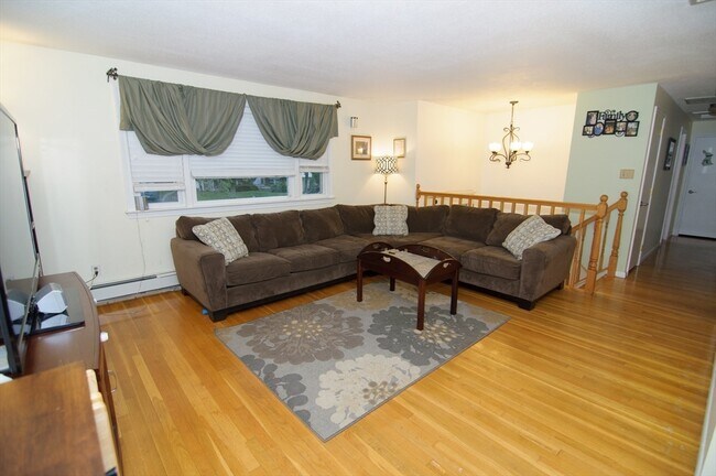 Foto del edificio - 60 Greenleaf Cir