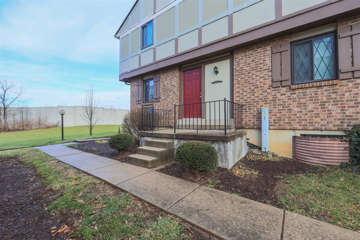 7597 Weatherly Ct, West Chester Township, OH 45069 Townhouse for Rent