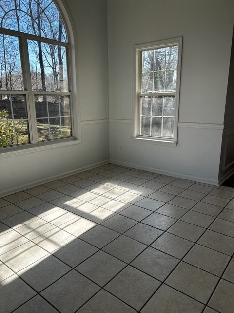 Building Photo - 1050 Dogwood Park Dr