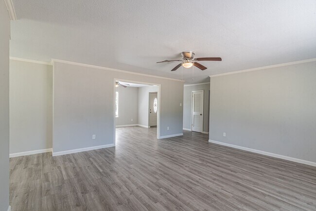 Foto del edificio - 9407 Irby St