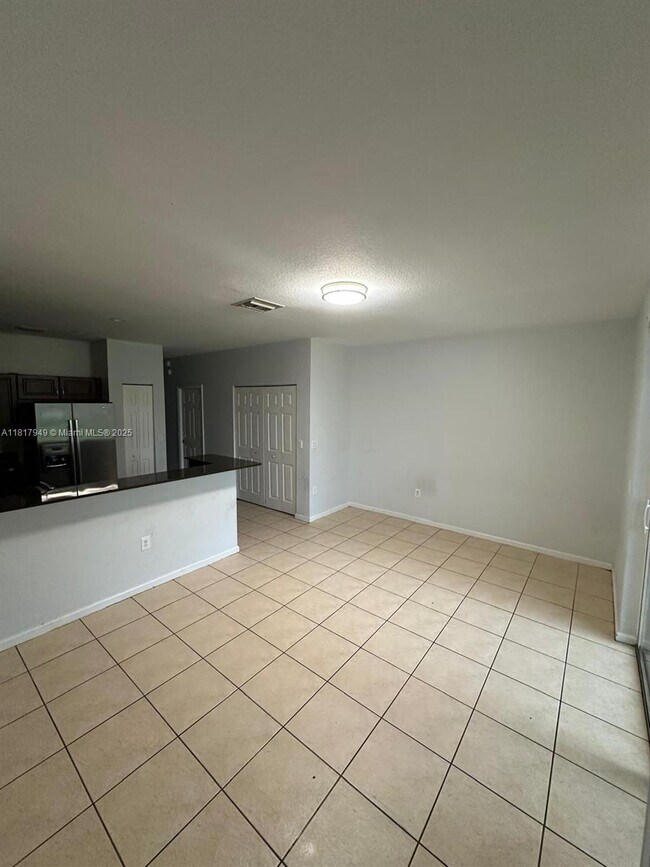 Foto del edificio - 8271 SW 29th St