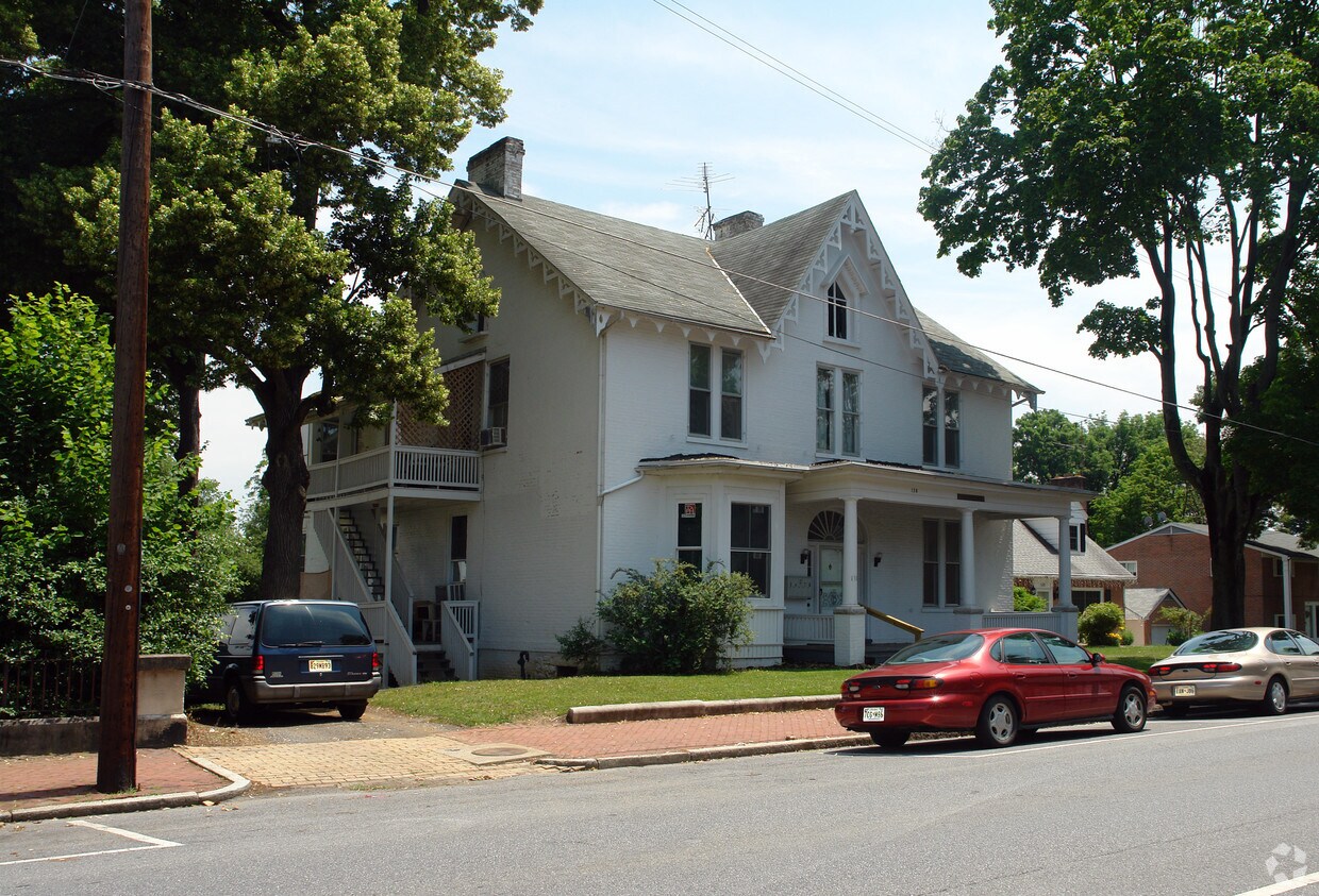 Primary Photo - 138 S Prospect St